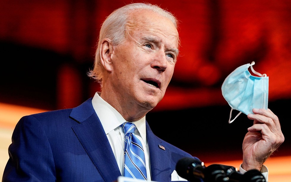 O presidente eleito dos Estados Unidos, Joe Biden, espera uma queda considerável no número de infecções por coronavírus no país — Foto: Reuters/Joshua Roberts