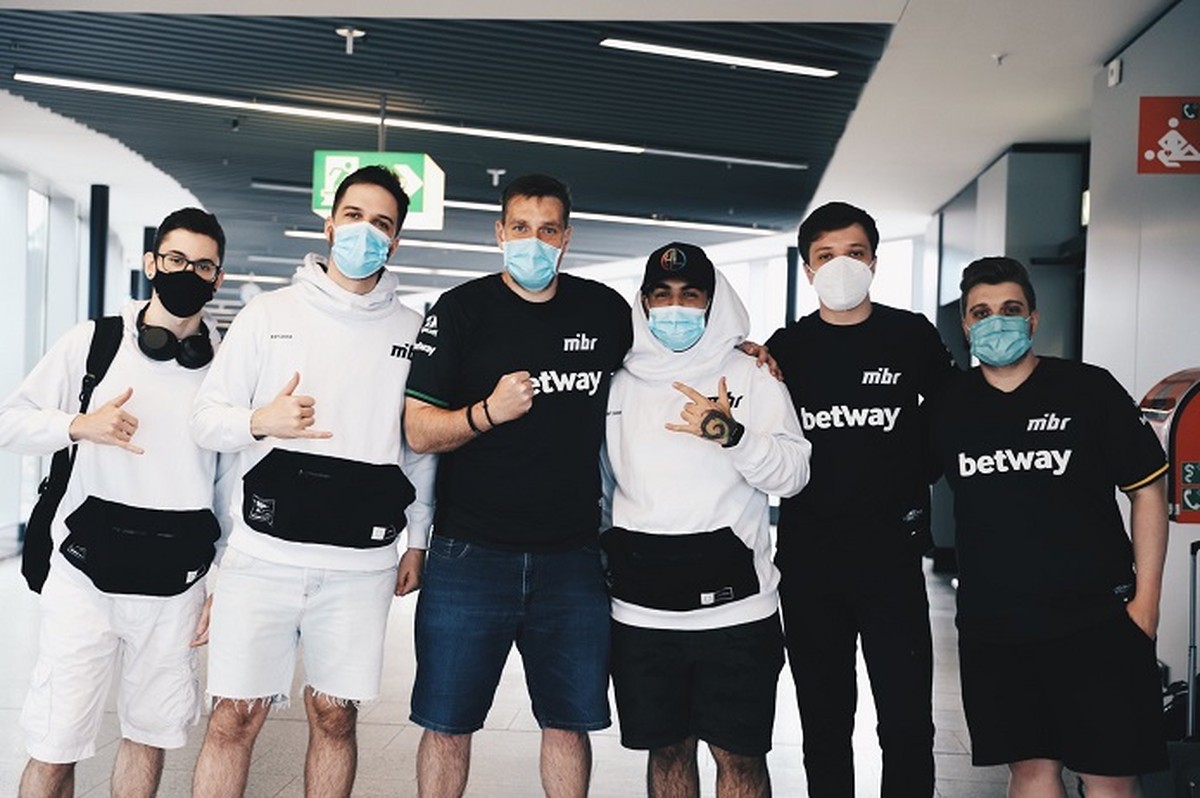 CSGO: MIBR perde para Team Spirit em estreia no IEM Cologne 2021