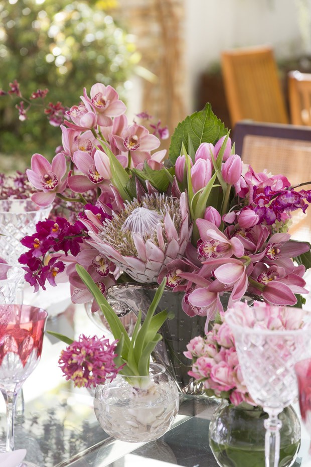 Decoração de mesa para o Dia das Mães em tons de rosa (Foto: Douglas Daniel )