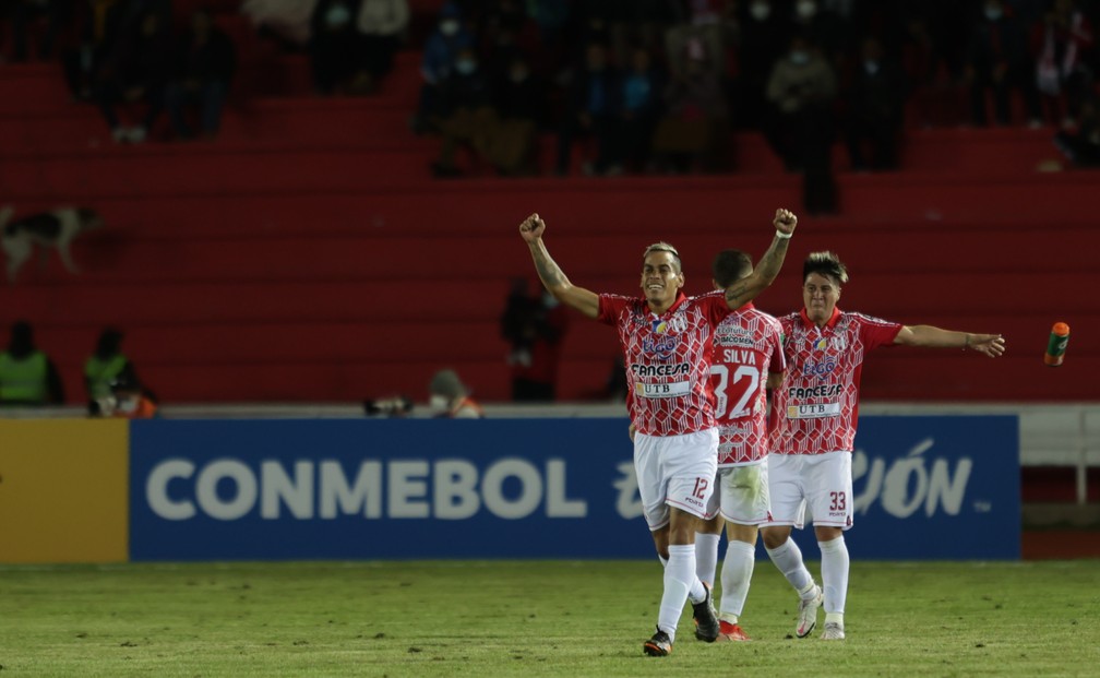 Independiente Petrolero empata com Emelec em grupo do Verdão