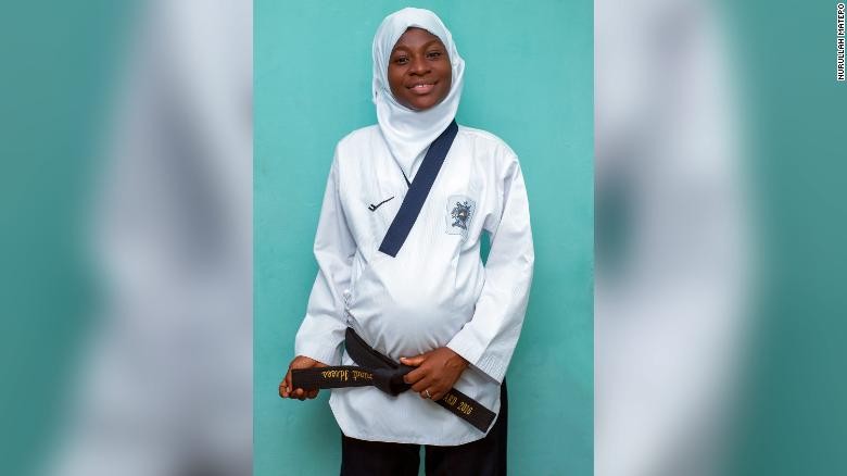  Aminat Idrees, atleta nigeriana de taekwondo (Foto: Reprodução: CNN)