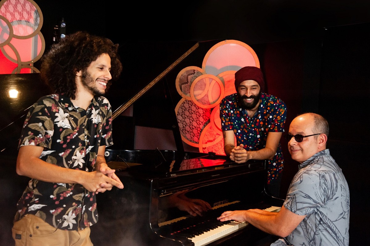 Beba Trio inaugura selo com álbum gravado ao vivo com convidados | Weblog do Mauro Ferreira