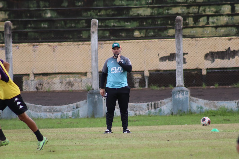 Fesan assimila vaias, avalia sistema defensivo e aponta momento do Grêmio Prudente virar a chave