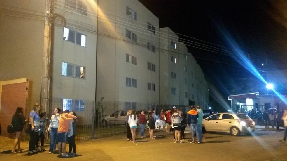 Condomínio onde ocorreu o crime na noite desta terça-feira, em Campinas (SP) — Foto: Lícia Mangiavacchi/EPTV