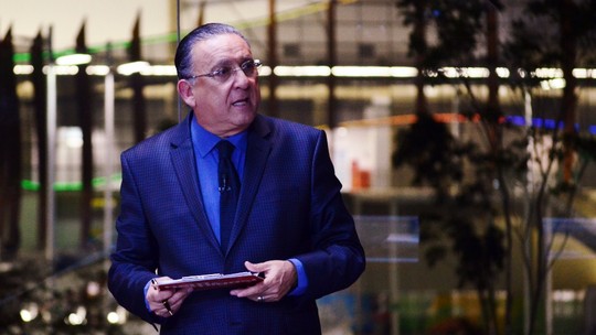 pracimadelesMengão: Galvão narra estreia do Flamengo na Libertadores