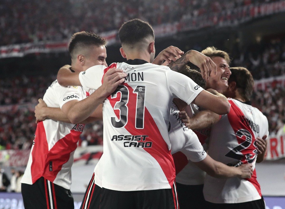 River Plate vence a Racing y se convierte en campeón argentino tras siete años |  futbol argentino