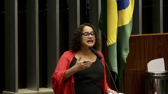 Brasil tem desafios na Ciência, Tecnologia e Inovação, afirma ministra