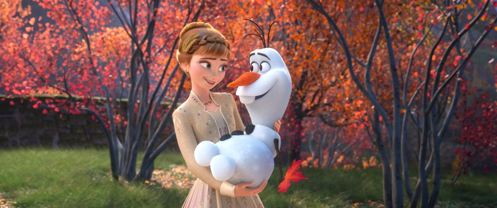Anna e Olaf em "Frozen 2" — Foto: Divulgação/Disney