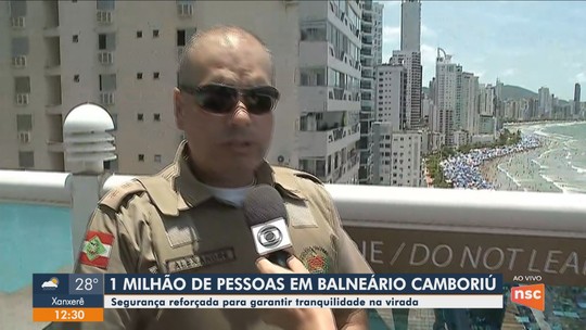 Praia Central de Balneário Camboriú, SC, lota para chegada de 2020