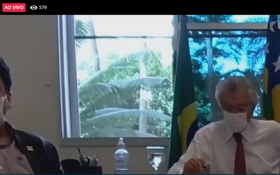 Videoconferência do governador Caiado com os prefeitos de Goiás — Foto: Reprodução/Facebook