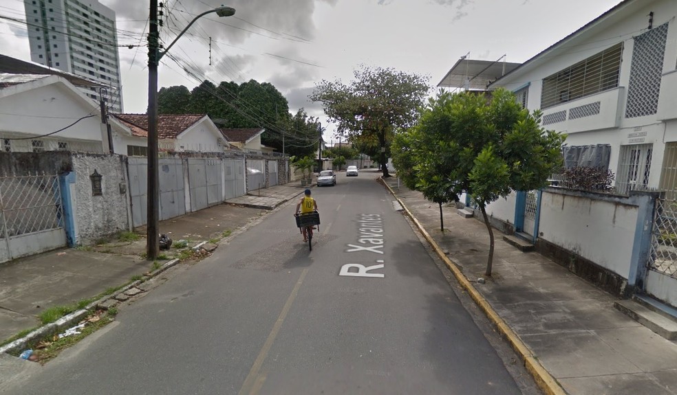 Rua Xavantes, em Casa Amarela, na Zona Norte do Recife (Foto: ReproduÃ§Ã£o/Google Street View)