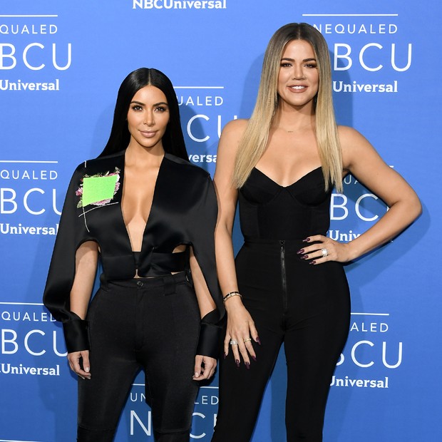 Kim e Khloé Kardashian em maio de 2017 (Foto: Getty Images)