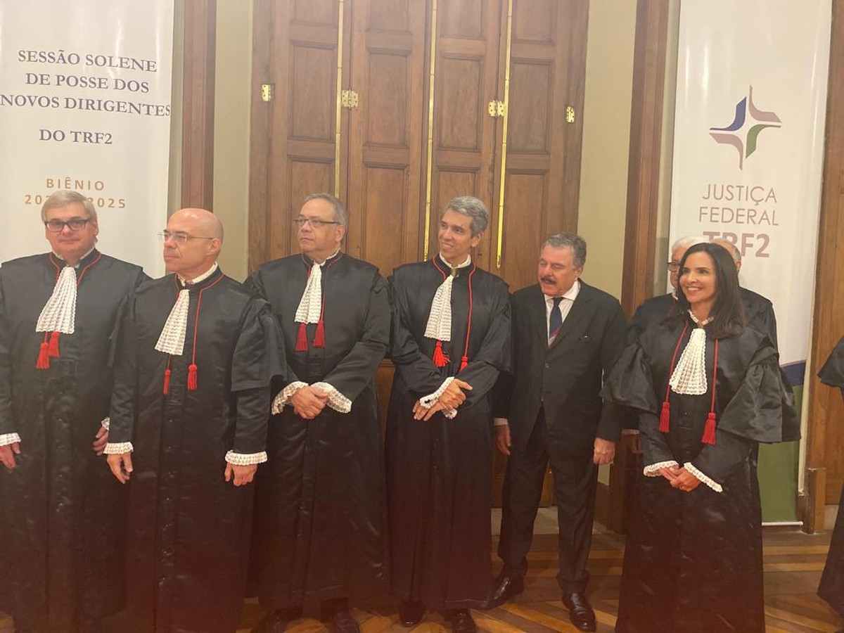 Novo presidente do TRF-2 toma posse com compromisso de trabalho voltado ...