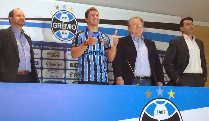 Giuliano inicia novo cliclo no Grêmio e diz que lutará por título nacional