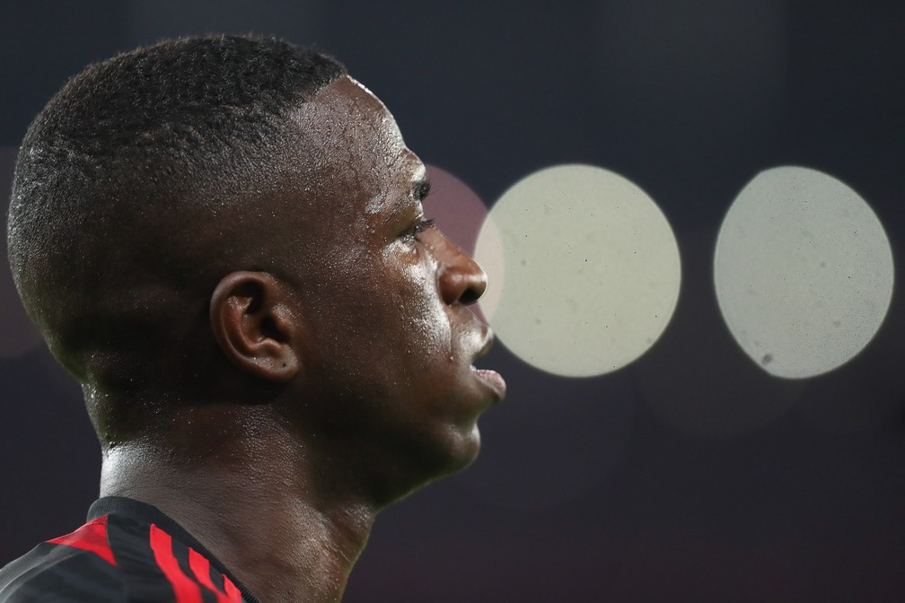 O olhar do jogador que virou refer&ecirc;ncia para uma torcida (Foto: Gilvan de Souza/Flamengo)