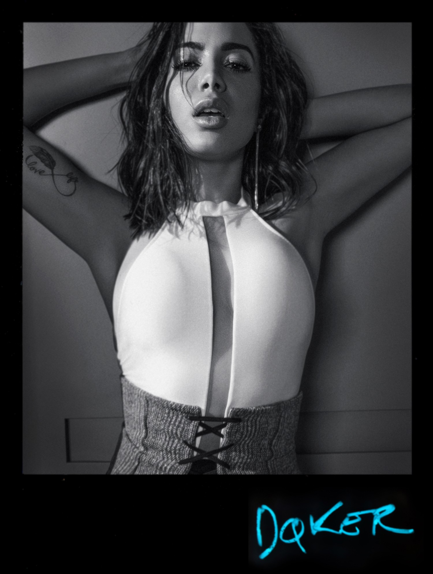 Anitta por Jacques Dequeker para Vogue Brasil  (Foto:  )