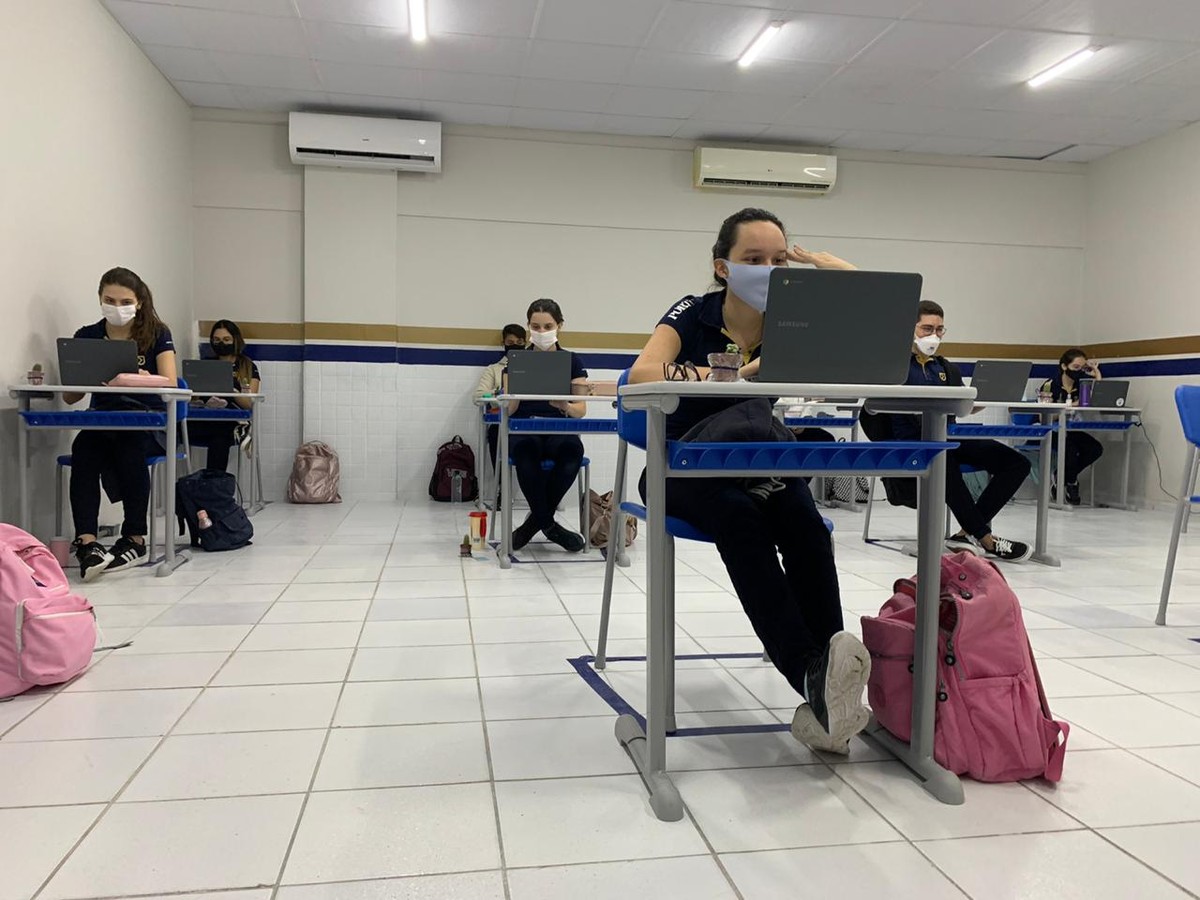 Governo do Piauí autoriza retorno de aulas presenciais do ano do ensino médio e de cursinhos