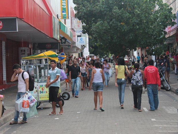Comércio no Centro de Teresina ficará fechado no feriado (Foto: Gil Oliveira/ G1)