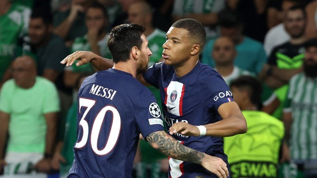 Messi e Mbappé festejam em Maccabi Haifa x PSG