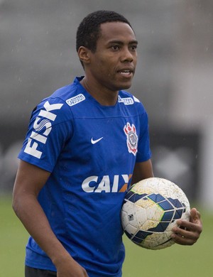 Com proposta do Fla, Elias garante: Está decidido que fico no Corinthians