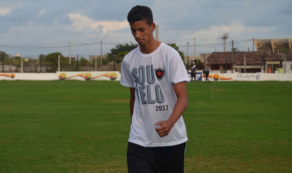 Marquinhos foi revelado pelo Botafogo-PB — Foto: Edgley Lemos/GloboEsporte.com