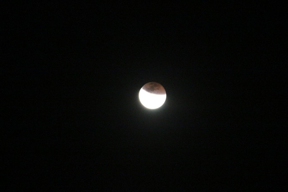 Eclipse lunar em Teresina (Foto: Catarina Costa/G1 PI)
