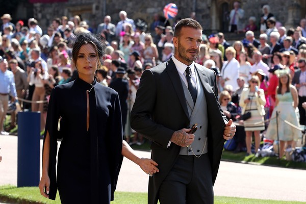 Victoria Beckham e David Beckham no casamento do Príncipe Harry com a atriz e duquesa Meghan Markle em maio de 2018 (Foto: Getty Images)