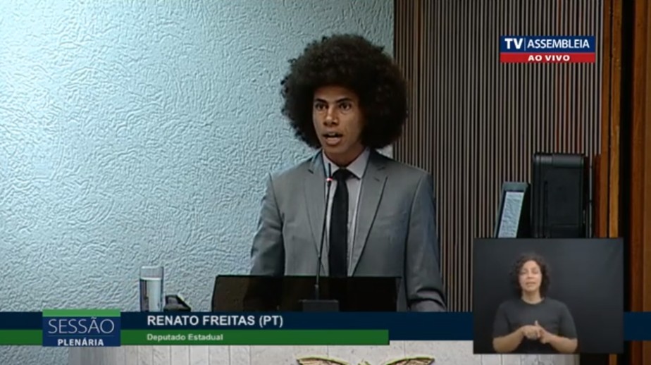 O deputado estadual Renato Freitas em discurso na última terça-feira