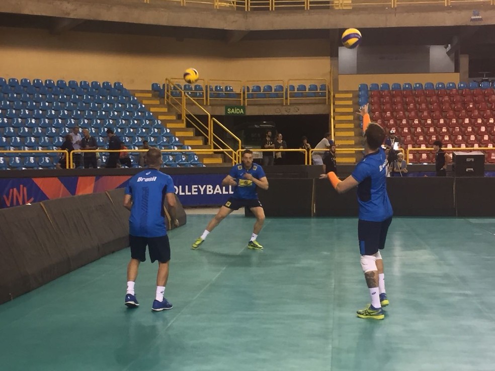 Murilo e Thales treinam com a seleção em Goiânia (Foto: João Gabriel Rodrigues)