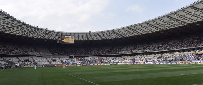 Longe e perto: Cruzeiro quer se afastar do Z-4; Grêmio, se aproximar do título
