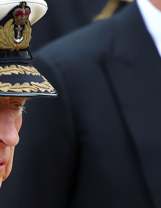 Rei Charles III se emociona em funeral da Rainha Elizabeth em Londres (Foto: Getty Images)