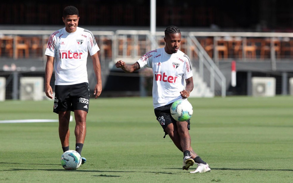 Gabriel Sara sente dores no adutor e vira desfalque contra o Ceará 