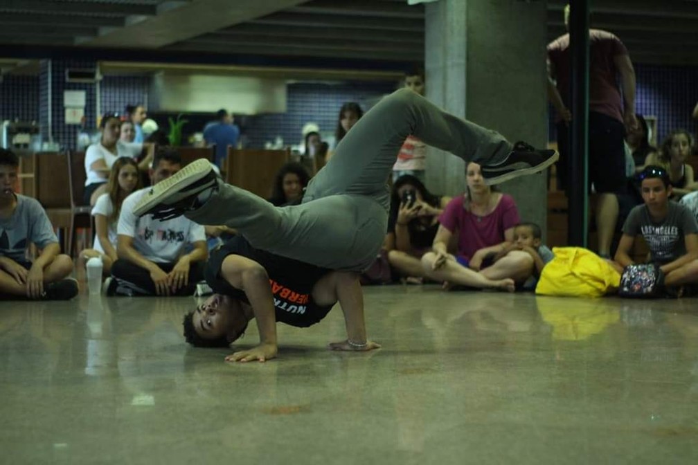 Aula De Hip Hop Em Belo Horizonte Escolas Recebem Atividades Da Semana Do Hip Hop A Partir Desta 2ª