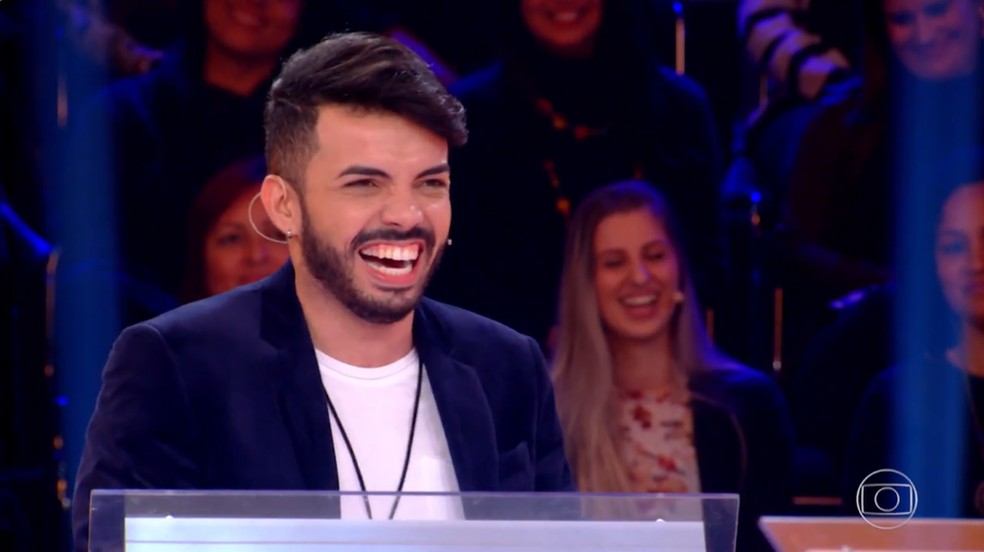 Evikson arrancou risadas da plateia com seu carisma — Foto: TV Globo