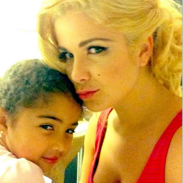 Samara posta foto com a filha Alícia, 4 (Foto: Reprodução/Instagram)