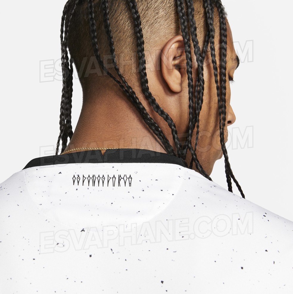 Detalhes da suposta nova camisa do Corinthians � Foto: Divulga��o/esvaphane.com