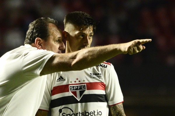 Grêmio cai? São Paulo consegue uma vaga para a Libertadores? Jornalista dá seu palpite