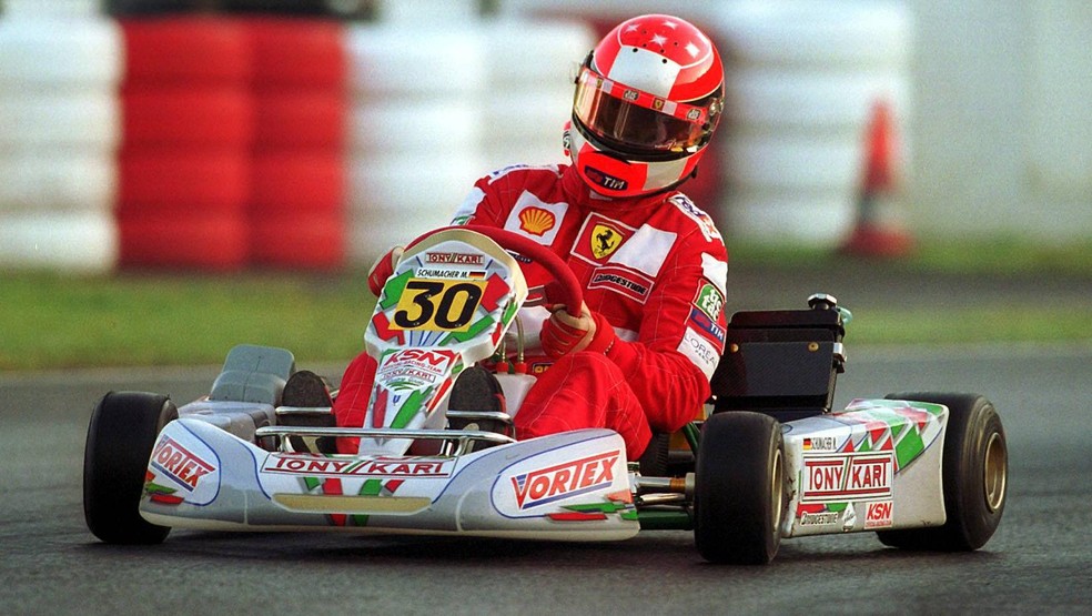 Schumacher acelera durante etapa do Mundial de Kart em 2001 — Foto: Reprodução/rede social