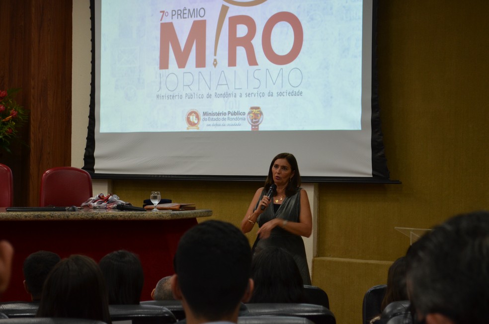 Palestra de Cristina Serra no Pr&ecirc;mio MP-RO de Jornalismo (Foto: Jonatas Boni/G1)