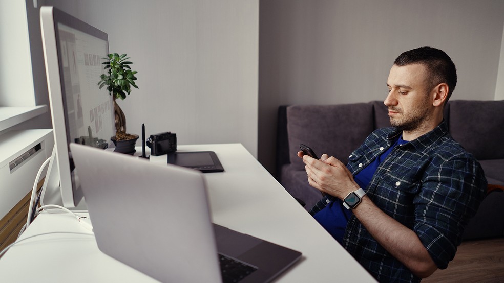 Ter um ambiente adequado para estudo é essencial para quem deseja passar em um concurso público — Foto: Freepik