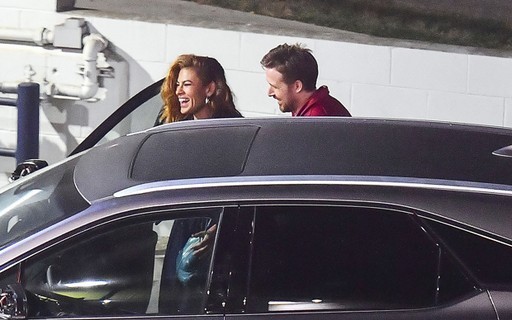 Em cena rara, Ryan Gosling e Eva Mendes são vistos em passeio romântico
