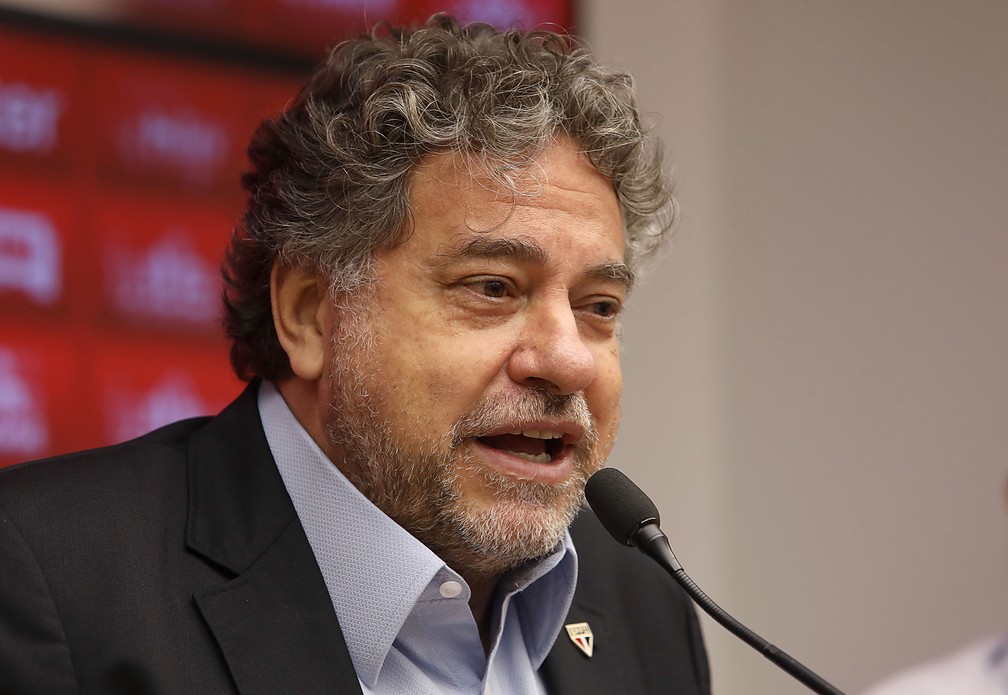 Julio Casares evita se colocar como candidato caso São Paulo aprove reeleição a presidente