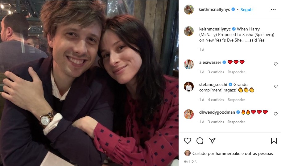 O post de Keith McNally anunciando o noivado do filho com a filha de Steven Spielberg (Foto: Instagram)