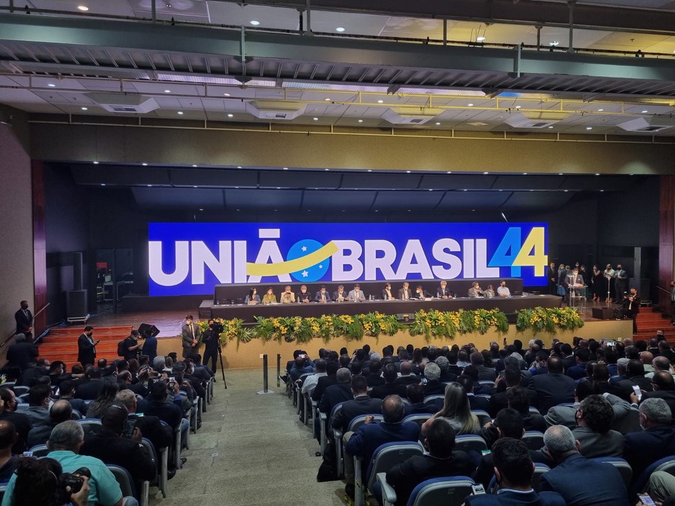 Convenção conjunta entre DEM e PSL, em Brasília, após aprovação da fusão entre os dois partidos — Foto: Wellington Hanna/TV Globo