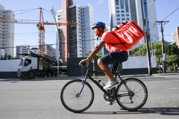 Veja medidas adotadas por aplicativos para auxiliar motoristas e  entregadores diante do coronav&iacute;rus | Tecnologia | G1