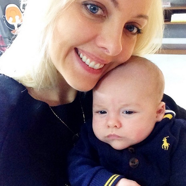 Fernanda Hickmann e o pequeno Alexandre (Foto: Reprodução/Instagram)