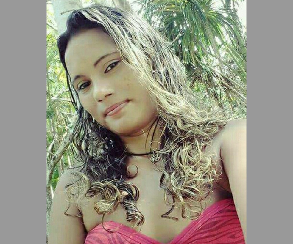 Júlia Natiany foi morta com três tiros no bairro Nova República, em Santarém (Foto: Reprodução/Redes Sociais)
