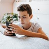 Psicólogo revela 5 coisas que seu filho não deve fazer nas redes sociais