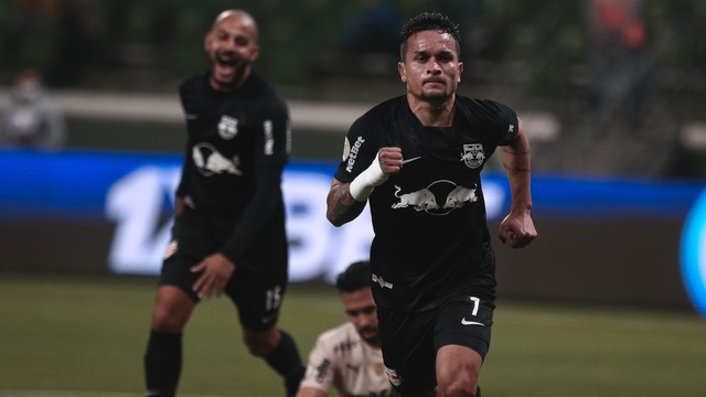 Artur após marcar em Palmeiras x Bragantino