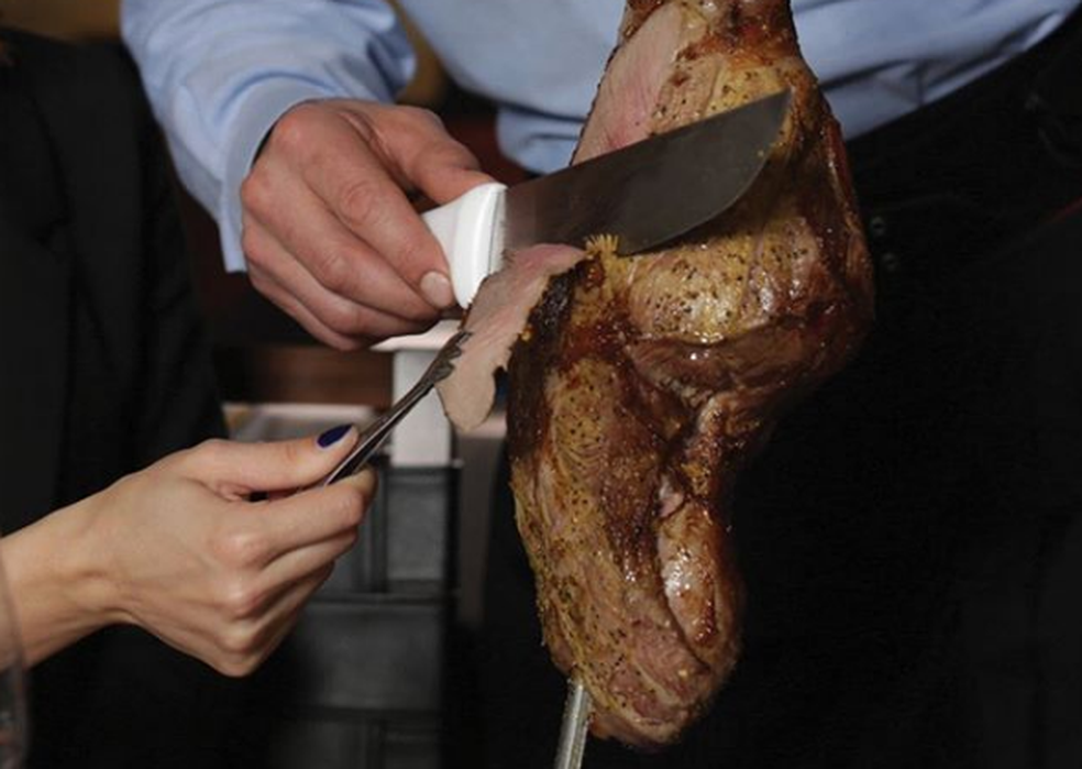 Foto de divulgação da churrascaria Fogo de Chão (Foto: Reprodução/Instagram)